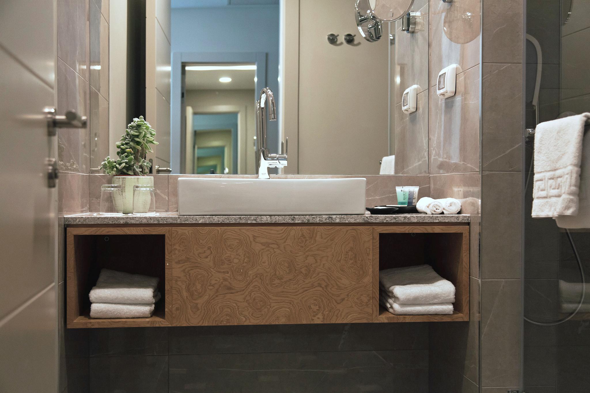 Sadot Hotel Ben Gurion Airport - An Atlas Boutique Hotel Beer Yaakov Ngoại thất bức ảnh