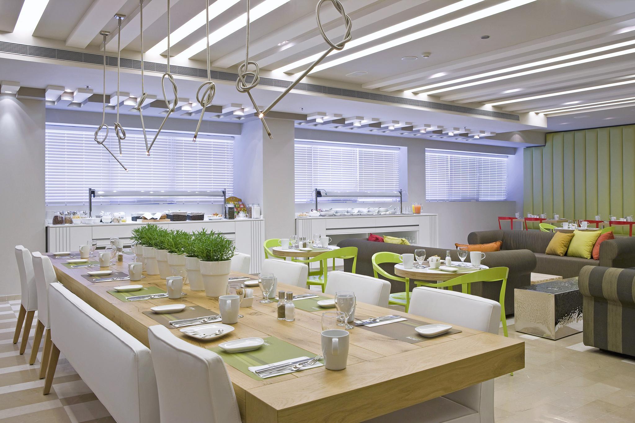 Sadot Hotel Ben Gurion Airport - An Atlas Boutique Hotel Beer Yaakov Ngoại thất bức ảnh