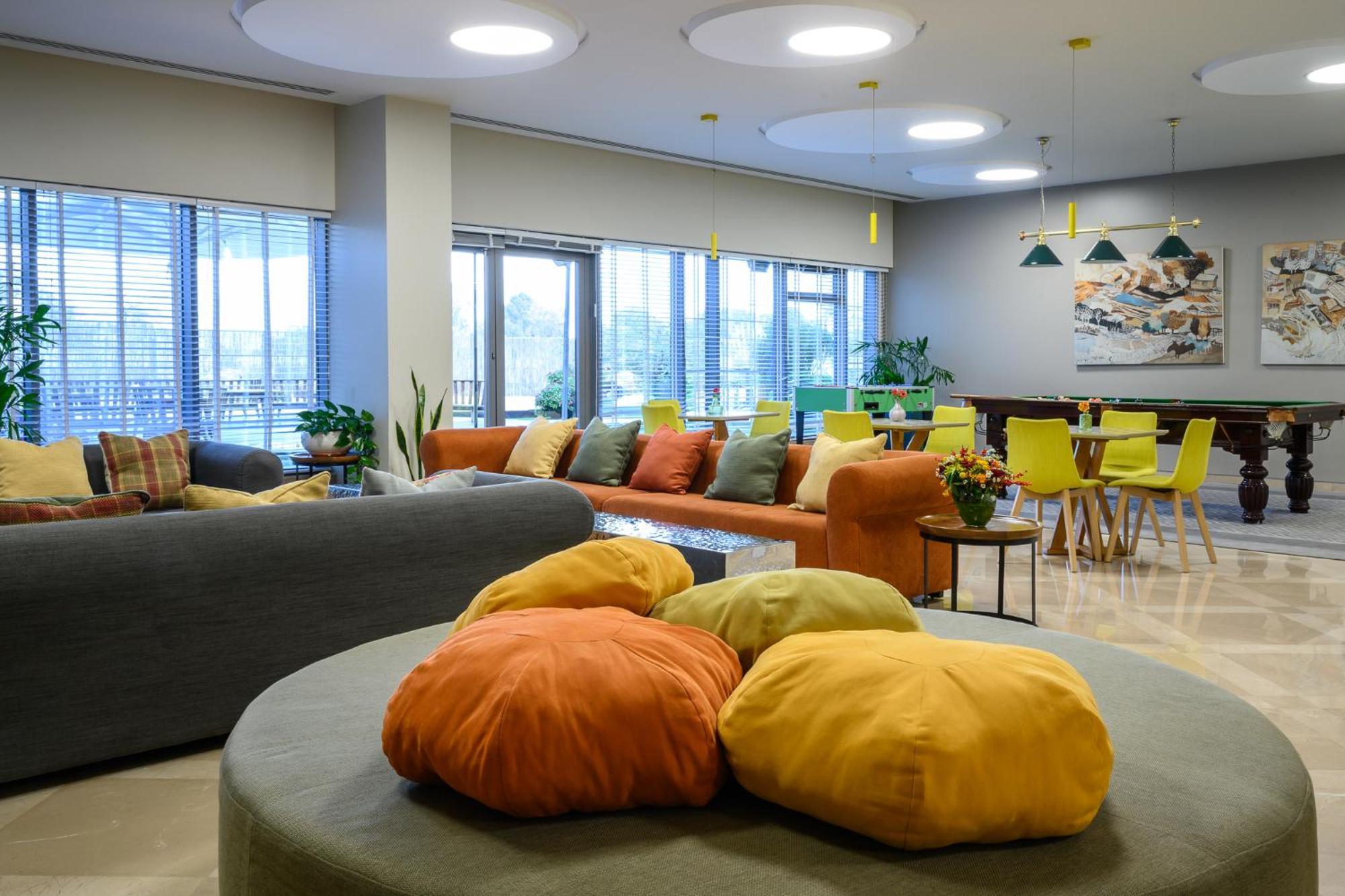 Sadot Hotel Ben Gurion Airport - An Atlas Boutique Hotel Beer Yaakov Ngoại thất bức ảnh