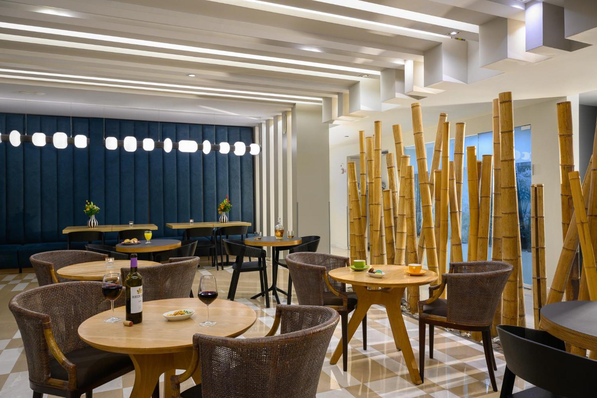 Sadot Hotel Ben Gurion Airport - An Atlas Boutique Hotel Beer Yaakov Ngoại thất bức ảnh