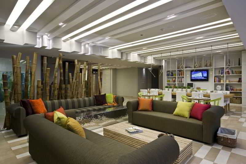 Sadot Hotel Ben Gurion Airport - An Atlas Boutique Hotel Beer Yaakov Ngoại thất bức ảnh